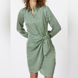 ESQUALO Satin Green Geometric Long Sleeve Dress w/ Tie on Side SZ 6